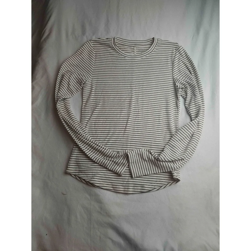 American Eagle T-Shirt Womens L Striped Soft Academia Quiet Luxury Preppy Chic